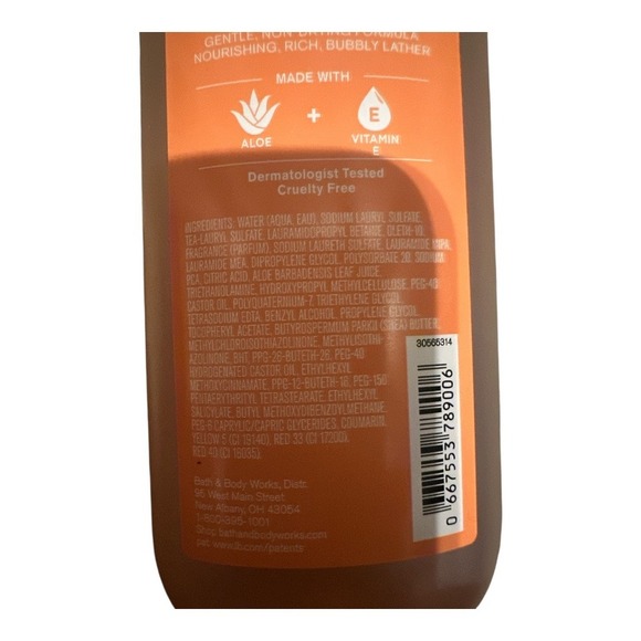 Bath & Body Works Snowflakes & Cashmere Shower Gel - Picture 3 of 3